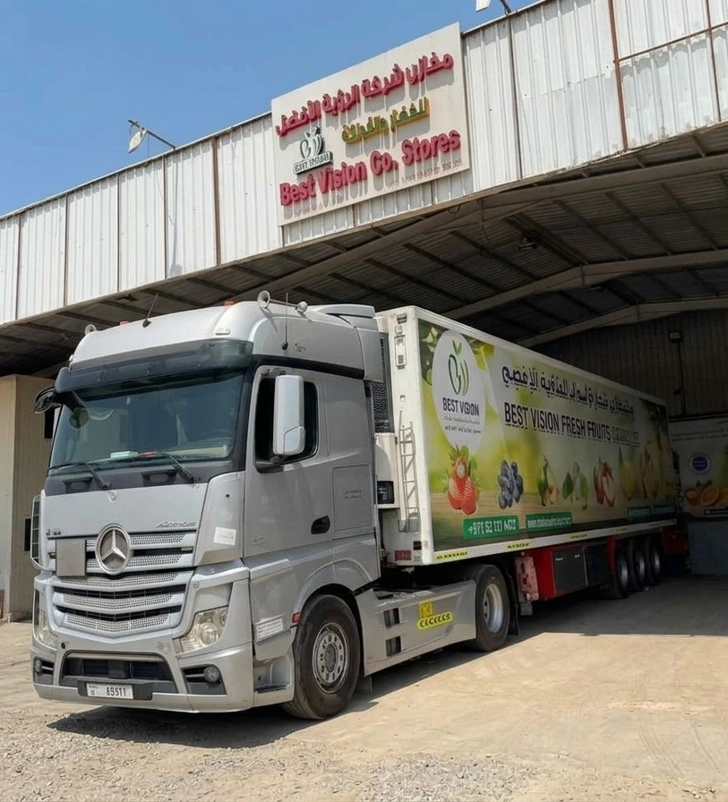 Delivery truck